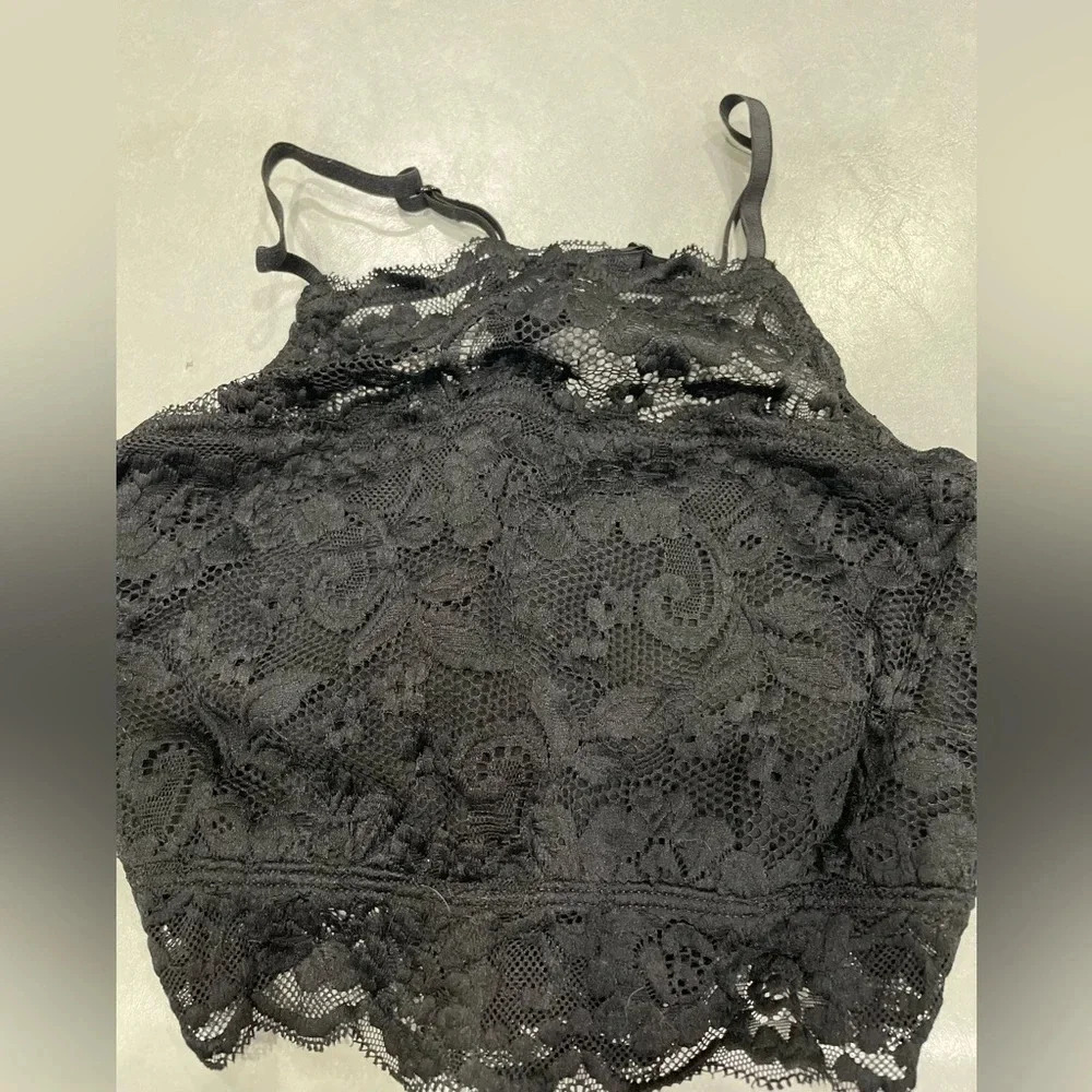 SO Kohls Brand Halter Bra Black Lace Size Small 93% Nylon 7% Spandex